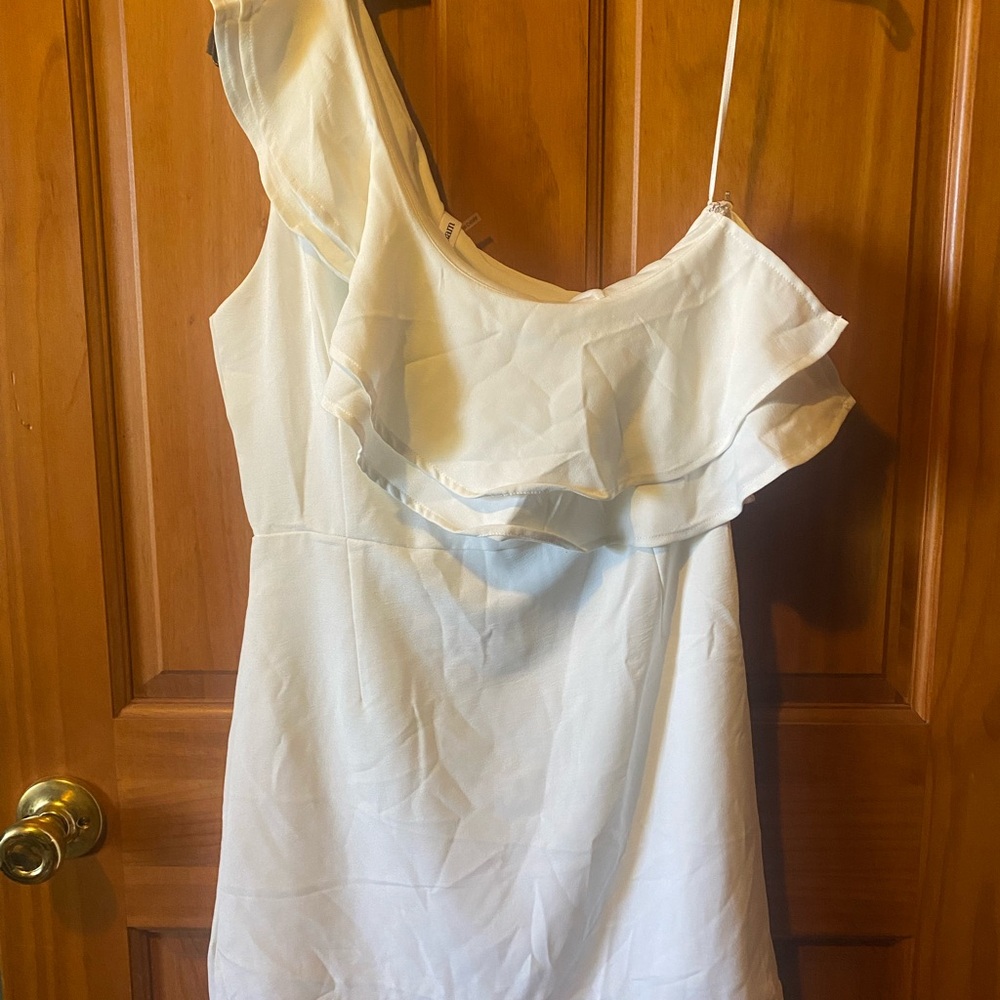 Elegant white Ruffle Dress